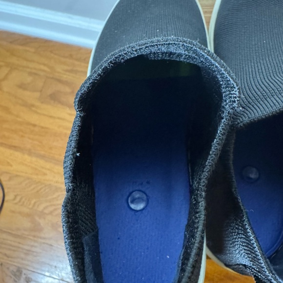 Rothy's Black Chelsea High Top Sneaker Boots Pull On Comfort Women Sz. W7.5 - Picture 13 of 13